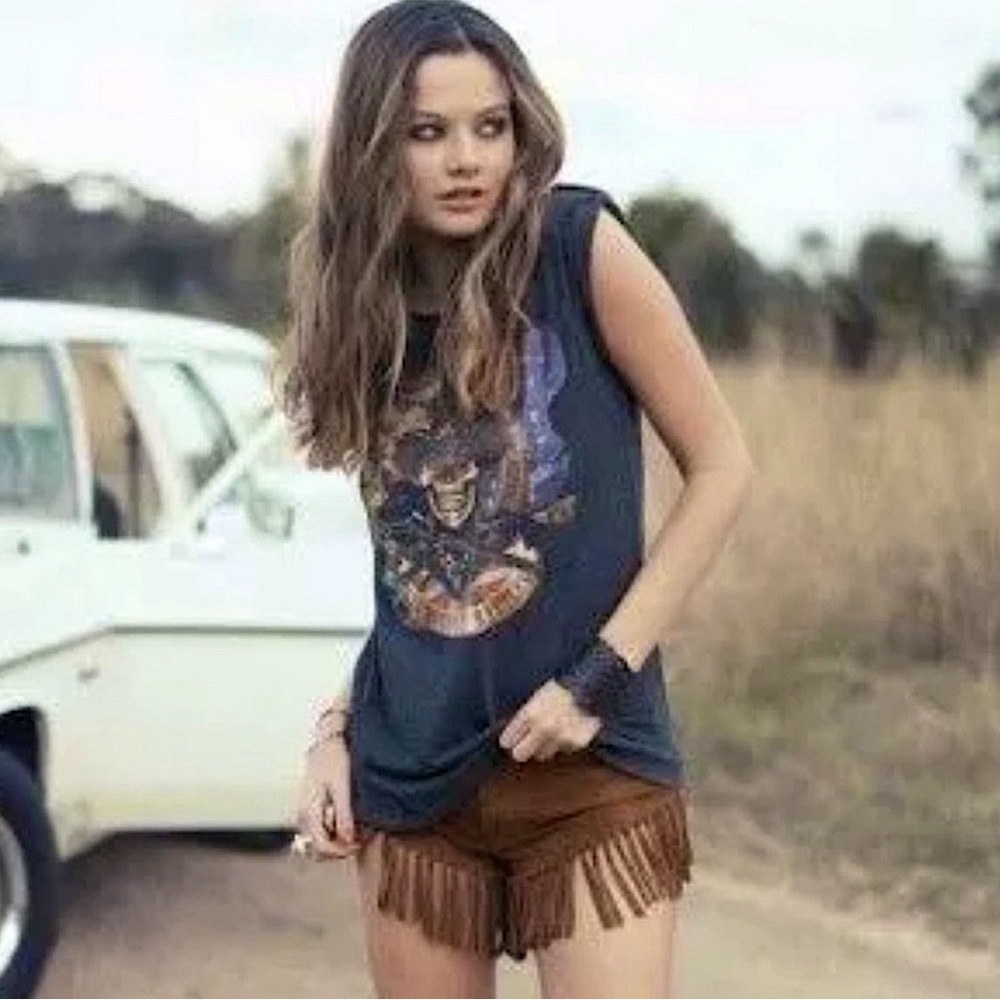 Rare Spell & The Gypsy Cowboy Dreams Suede Fringe Shorts Size 8 - Picture 4 of 16